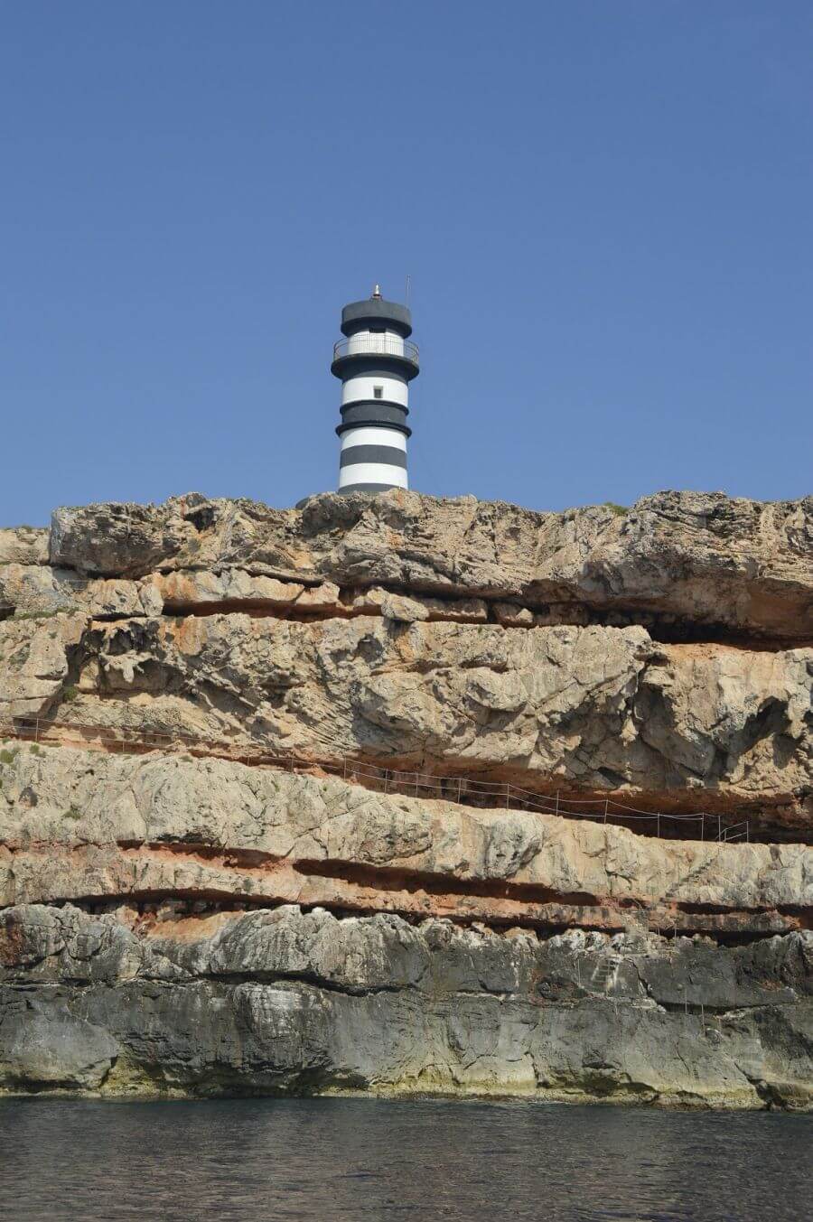 Faro en Cabrera