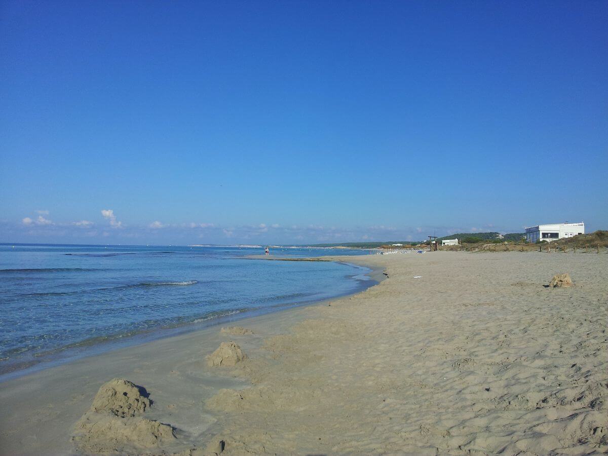 Playa de Son Bou en Menorca