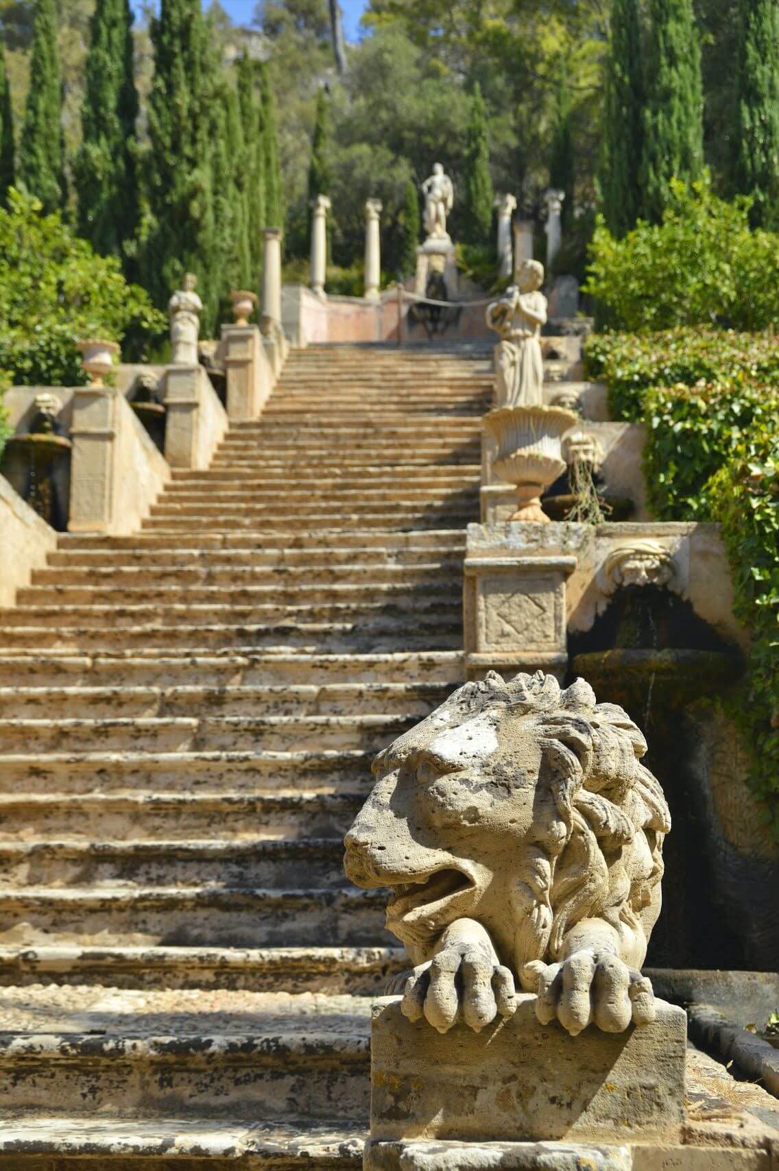 Escalera Apolo en Raixa