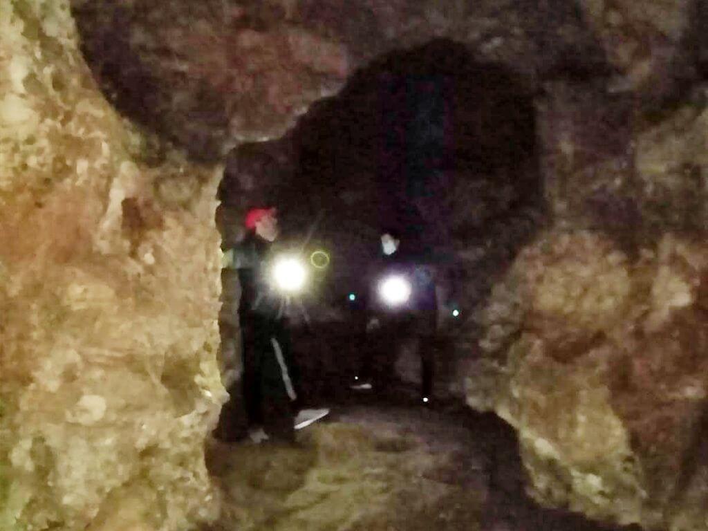 Interior cueva de la Cometa dels Morts