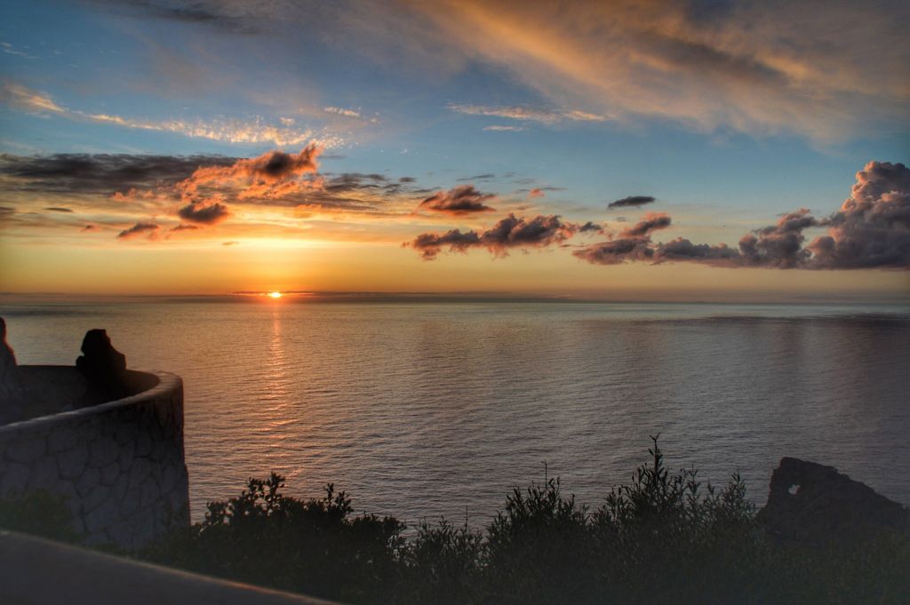 Puesta de sol en el Mirador de Sa Foradada