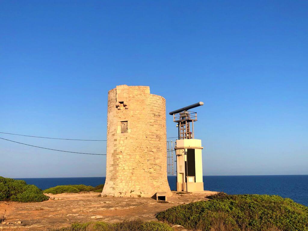 Faro de la Torre d'en Beu