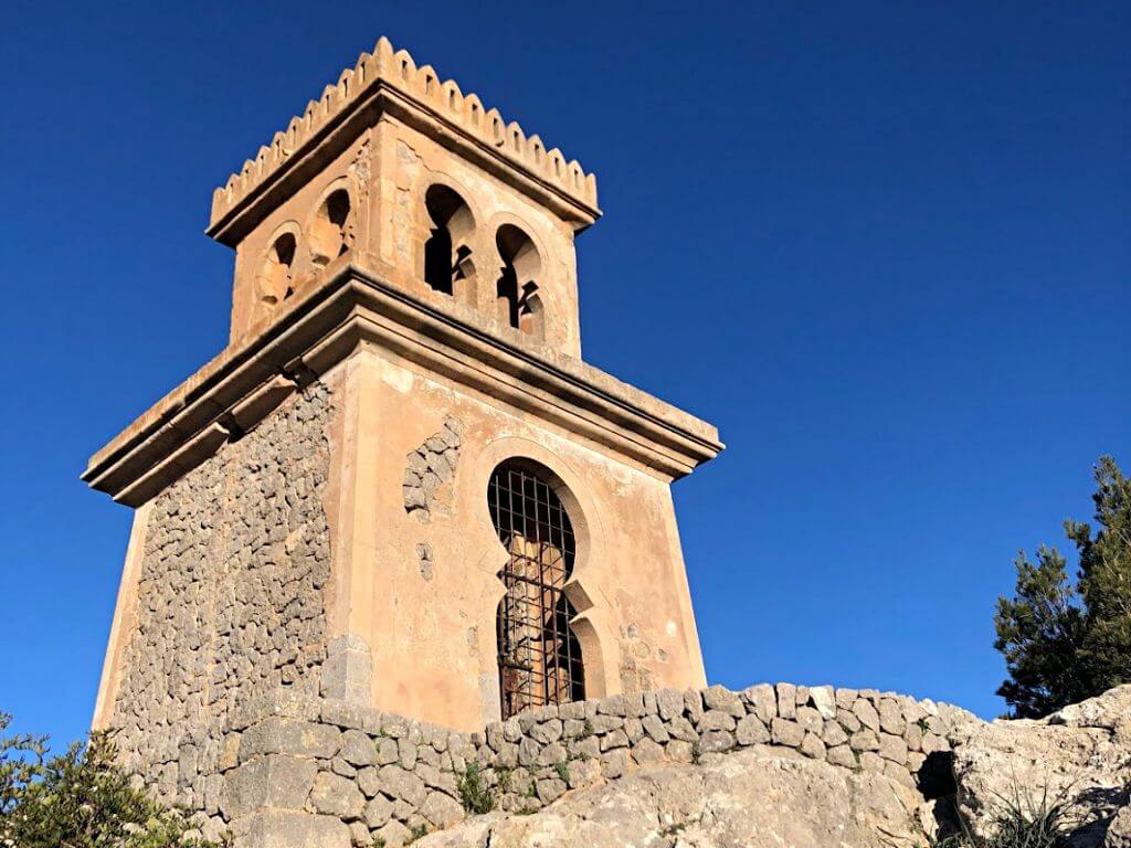 Mirador y Torre del Puig de la Moneda